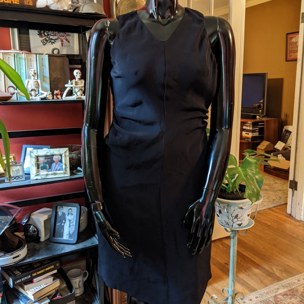 Armani Collezioni classic lbd